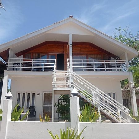 Golden Beach Cottages Trincomalee Exterior photo