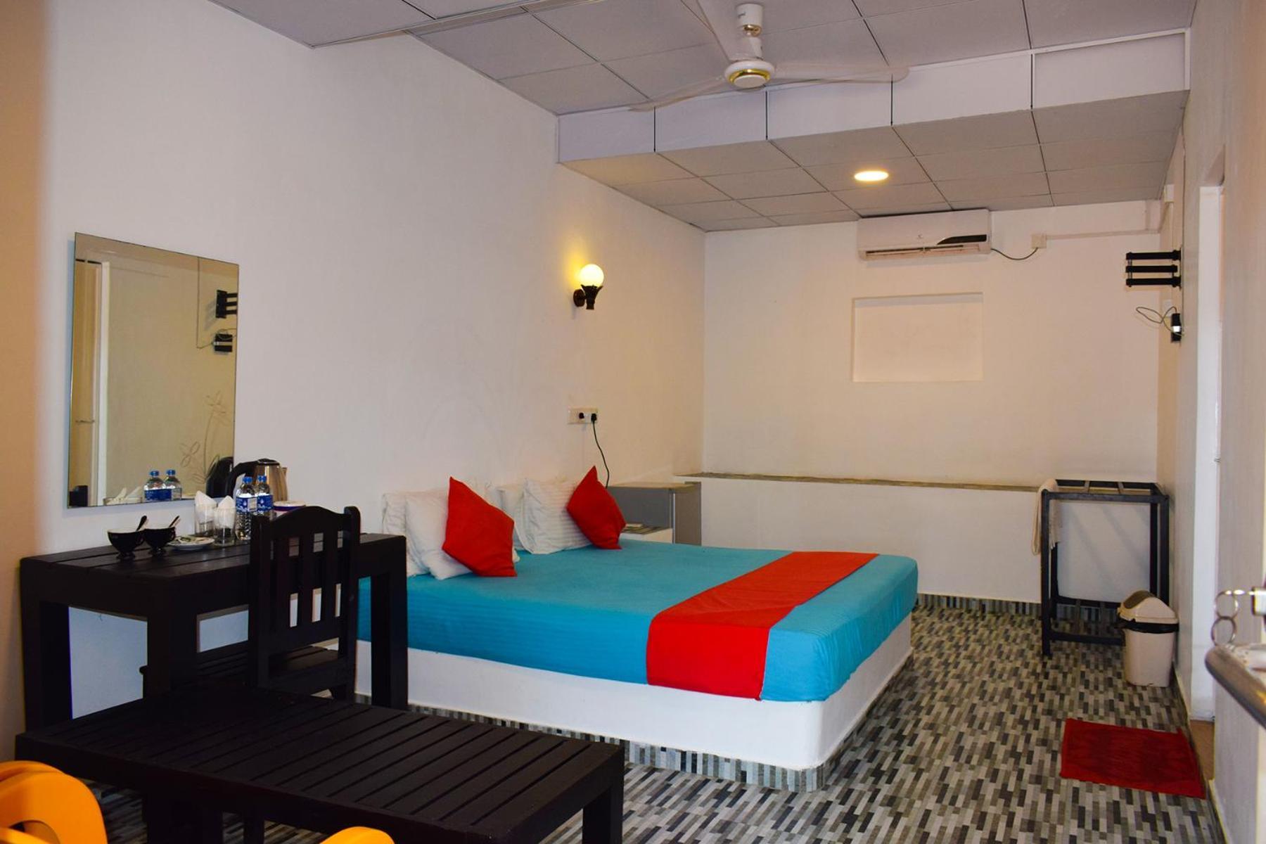 Golden Beach Cottages Trincomalee Exterior photo
