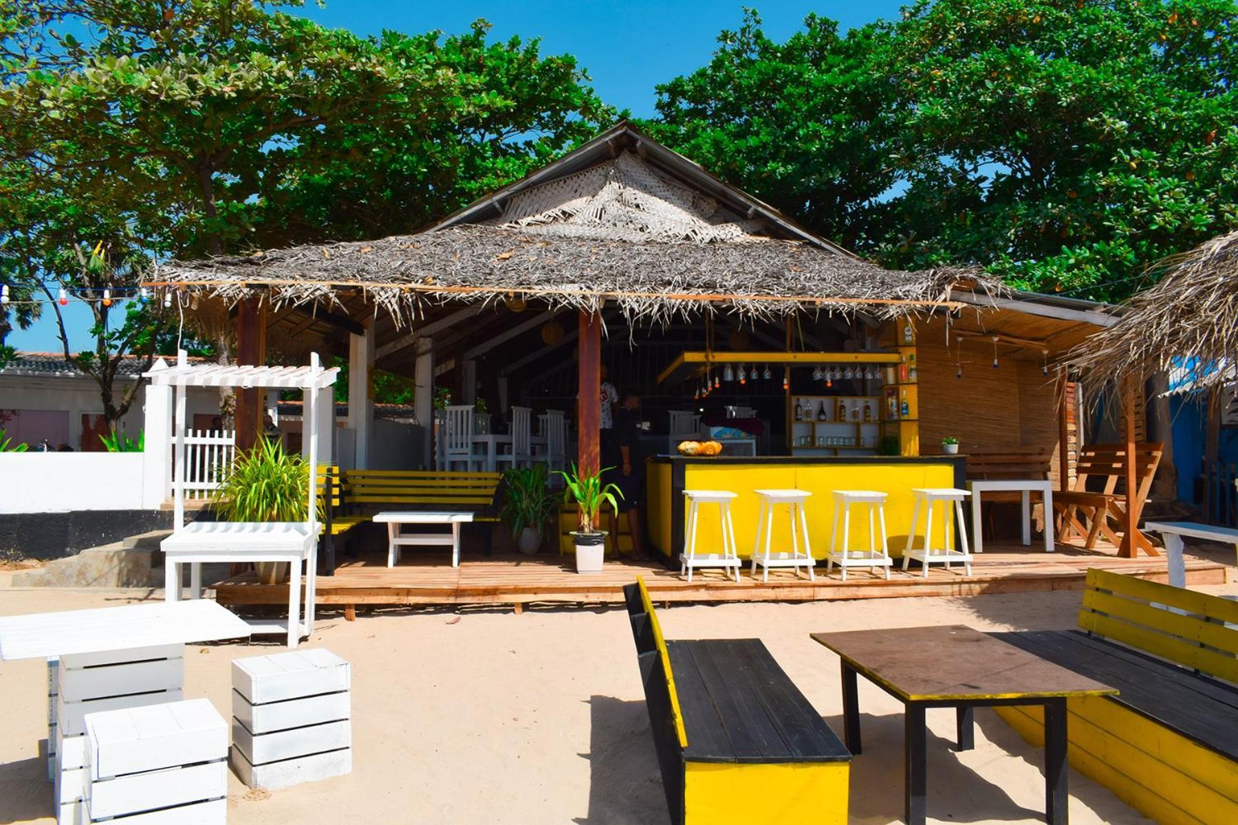 Golden Beach Cottages Trincomalee Exterior photo