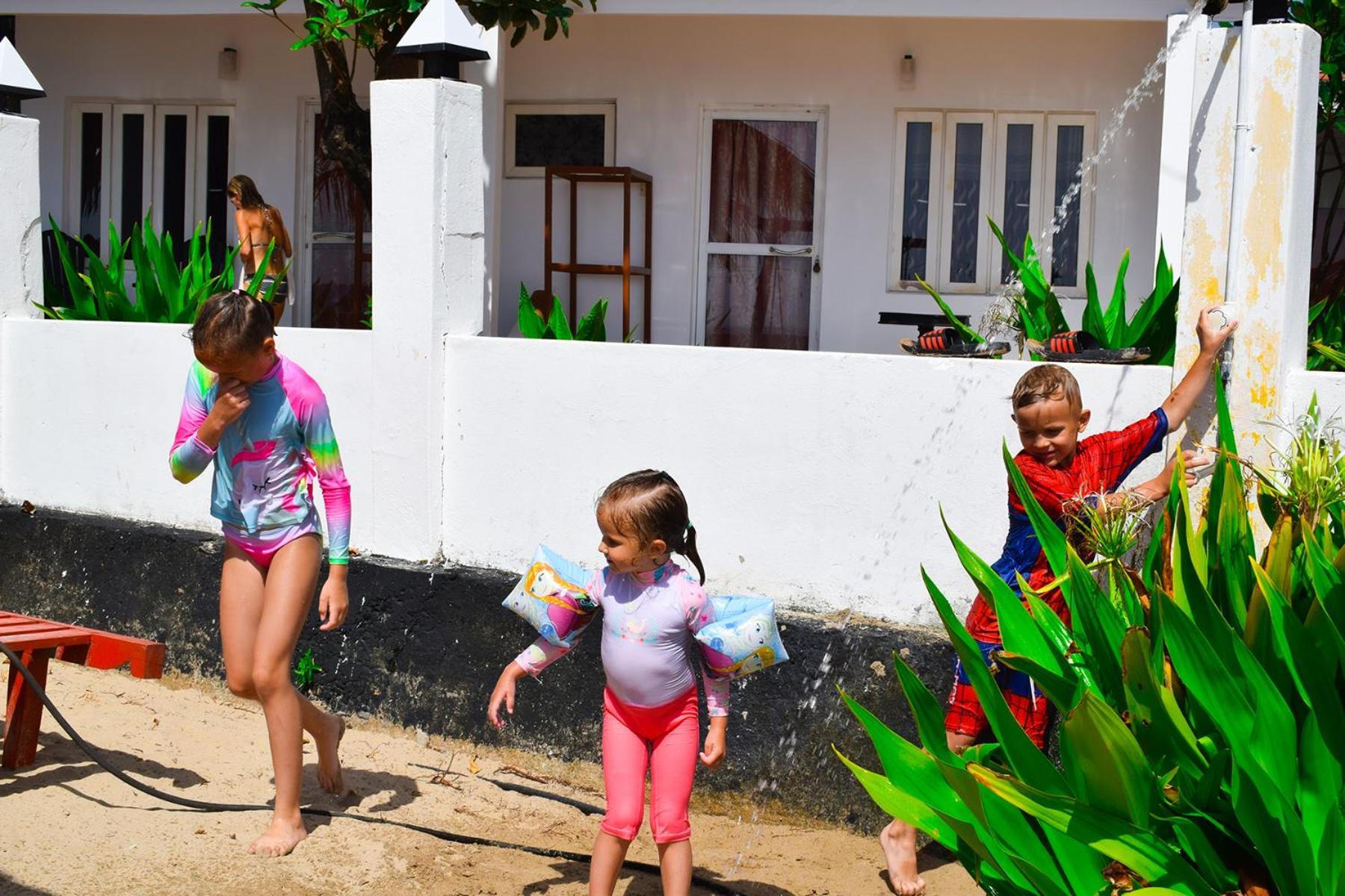 Golden Beach Cottages Trincomalee Exterior photo